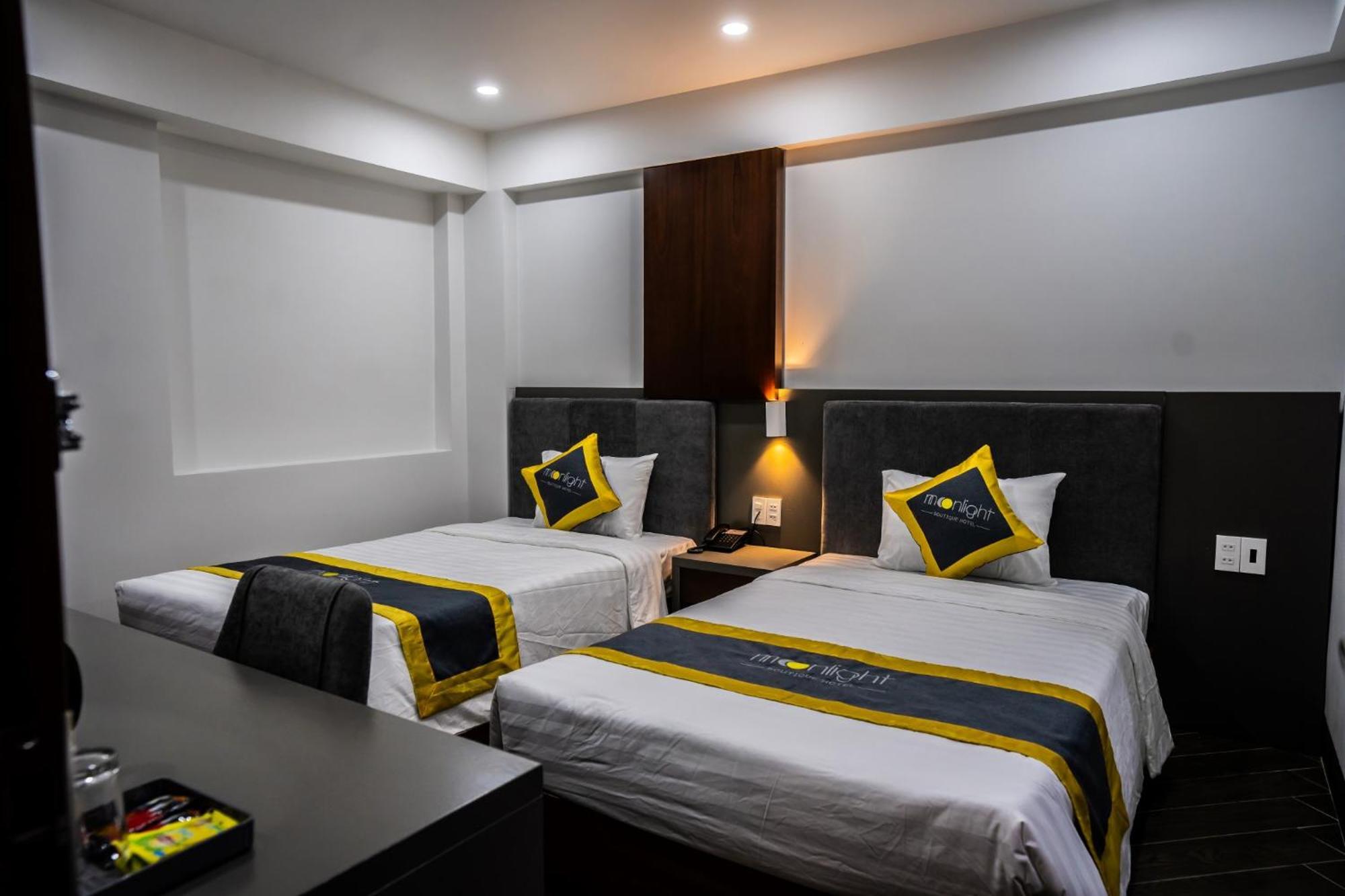 Moonlight Boutique Hotel Hue Exterior photo